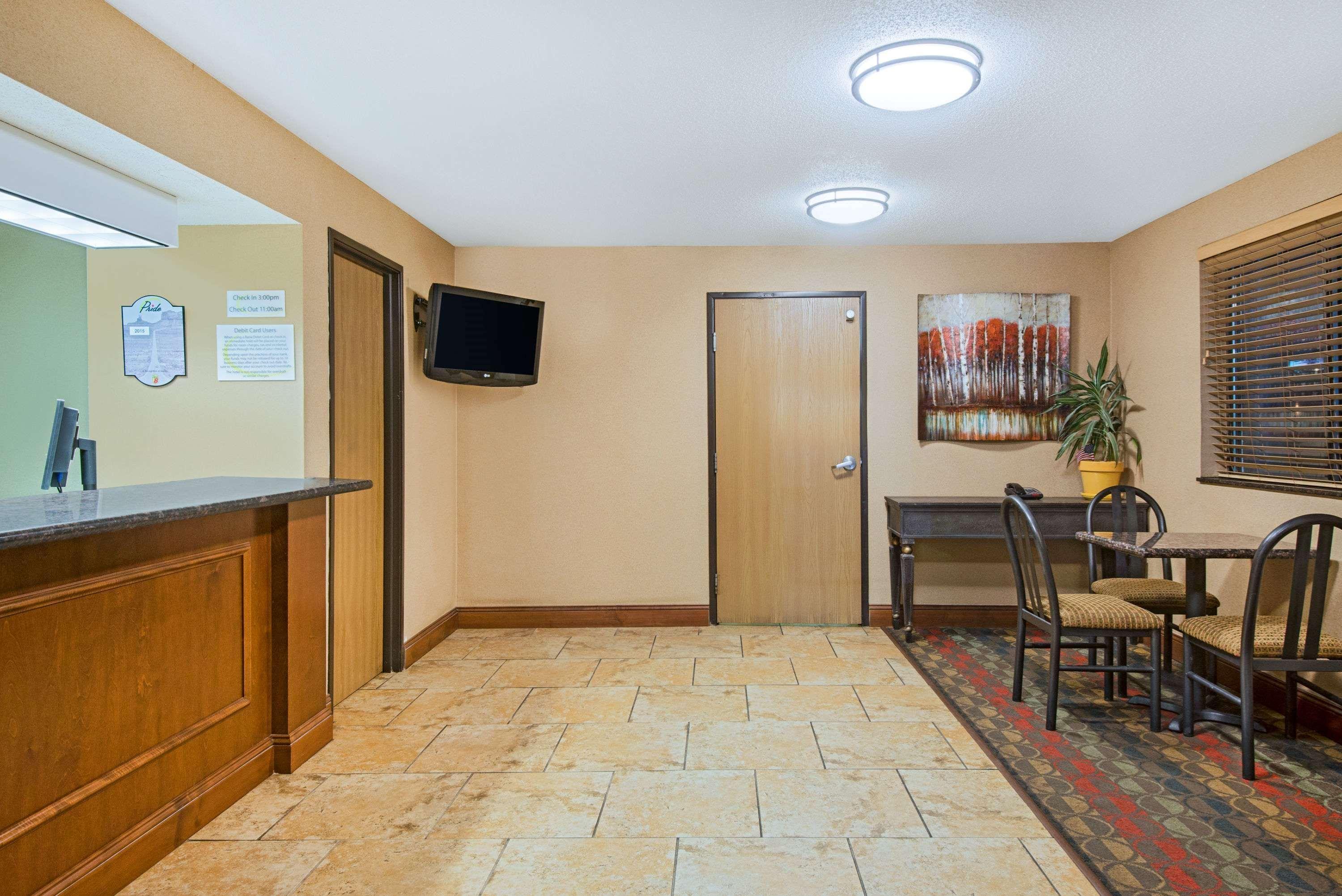Super 8 By Wyndham Ripley Hotel Buitenkant foto