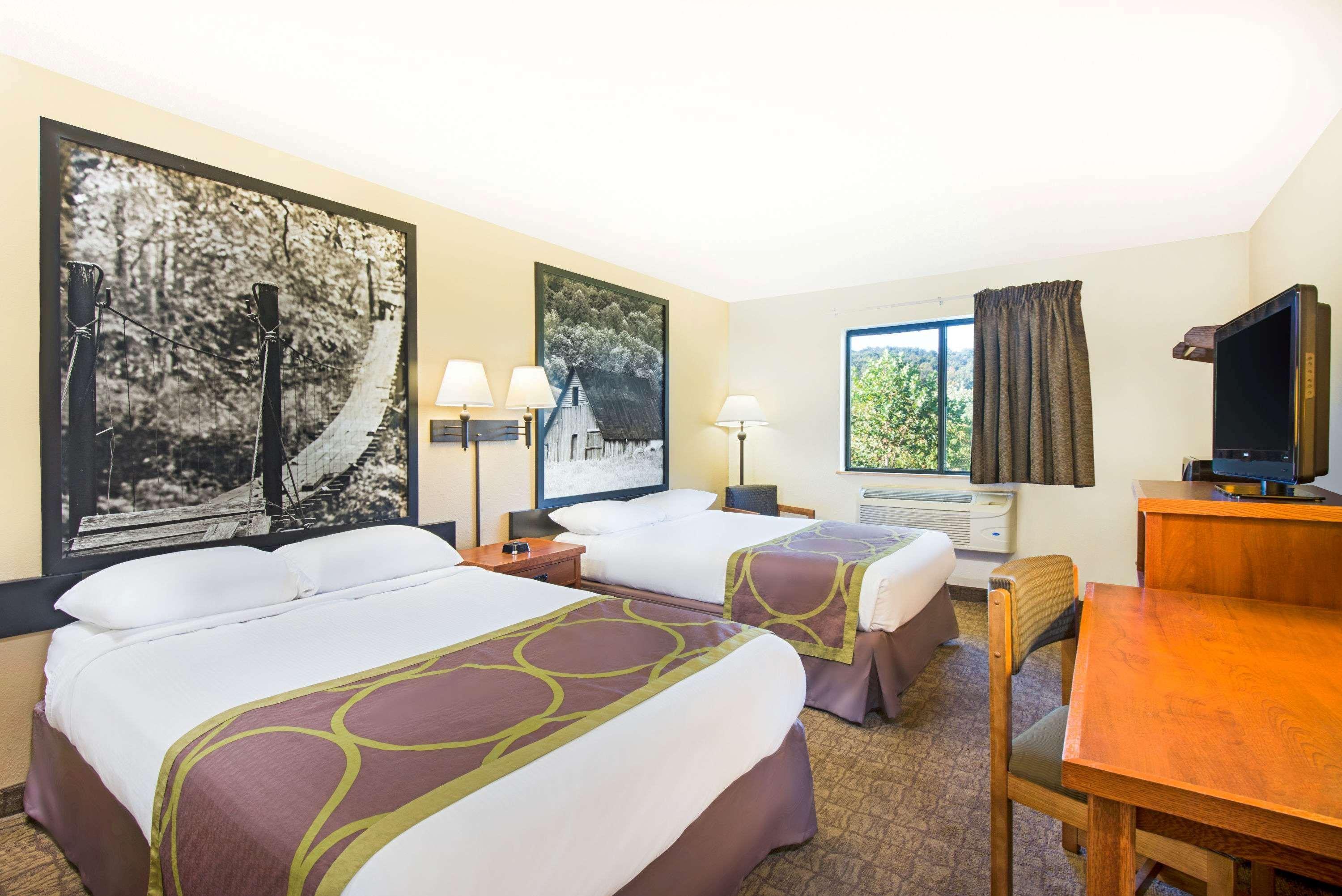 Super 8 By Wyndham Ripley Hotel Buitenkant foto